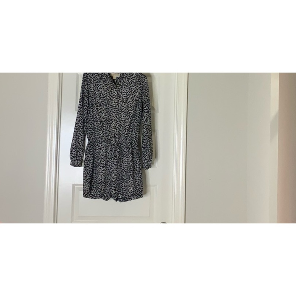 Michael Kors Long Sleeve, Collard, Grey, Flared Leg Cut